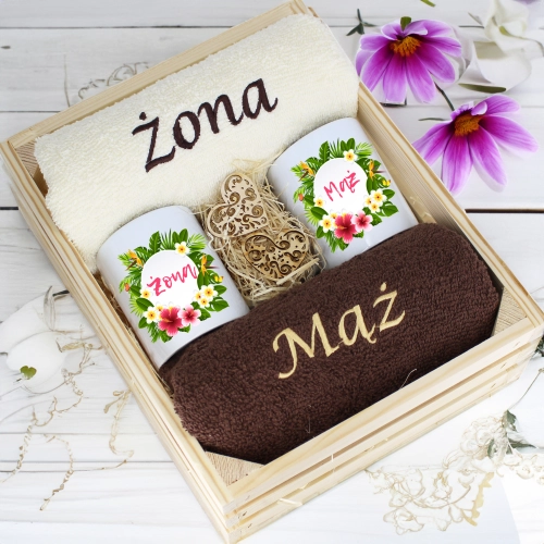 PREZENT ŚLUBNY ZESTAW RĘCZNIKI + KUBKI ŻONA i MĄŻ
