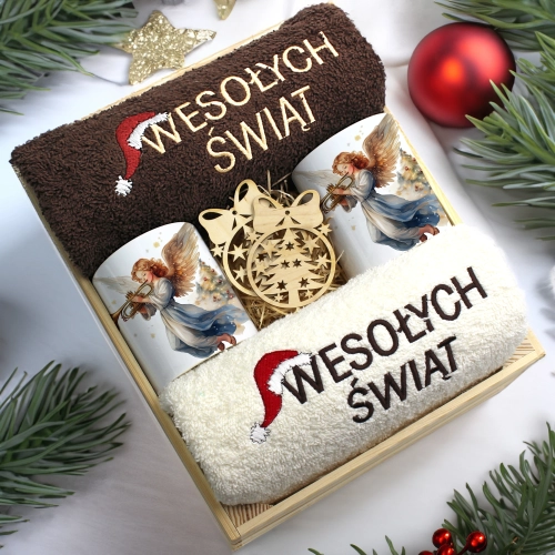 ZESTAW PREZENT ŚWIĄTECZNY KOMPLET KUBKI RĘCZNIKI W SKRZYNCE ŚWIĘTA MIKOŁAJ