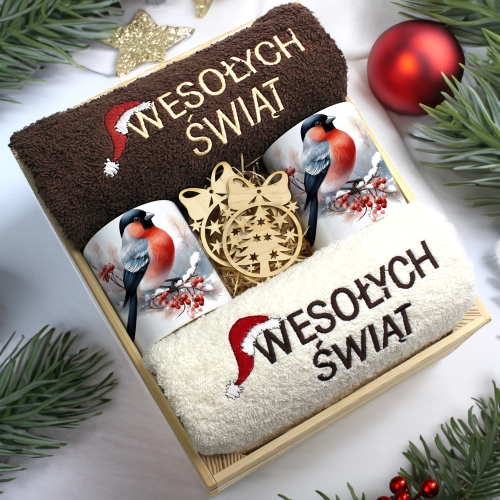 ZESTAW PREZENT ŚWIĄTECZNY KOMPLET KUBKI RĘCZNIKI W SKRZYNCE ŚWIĘTA MIKOŁAJ