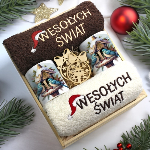 ZESTAW PREZENT ŚWIĄTECZNY KOMPLET KUBKI RĘCZNIKI W SKRZYNCE ŚWIĘTA MIKOŁAJ