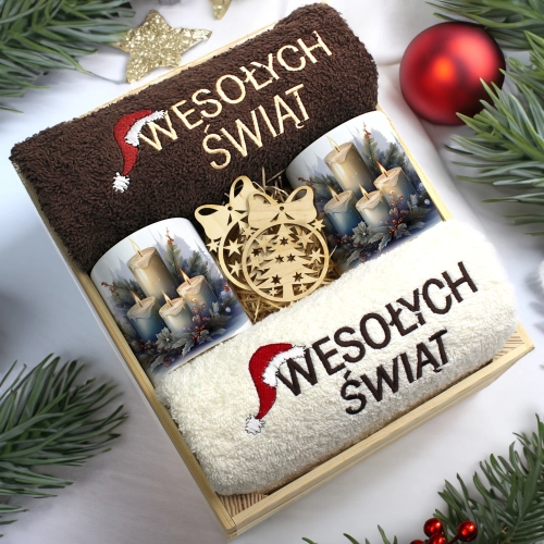 ZESTAW PREZENT ŚWIĄTECZNY KOMPLET KUBKI RĘCZNIKI W SKRZYNCE ŚWIĘTA MIKOŁAJ