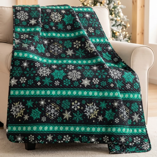 Czarno zielona narzuta welurowa velvet na fotel 70x160 w śnieżynki pikowana
