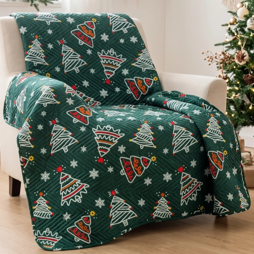 Zielona narzuta welurowa velvet na fotel 70x160 pikowana w choinki i dzwonki