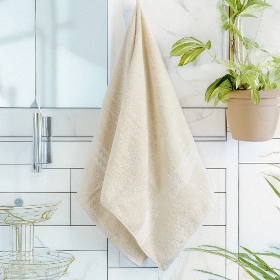 GRUBY RĘCZNIK KĄPIELOWY 50x100cm 550g/m2 PREMIUM CHŁONNY ECRU