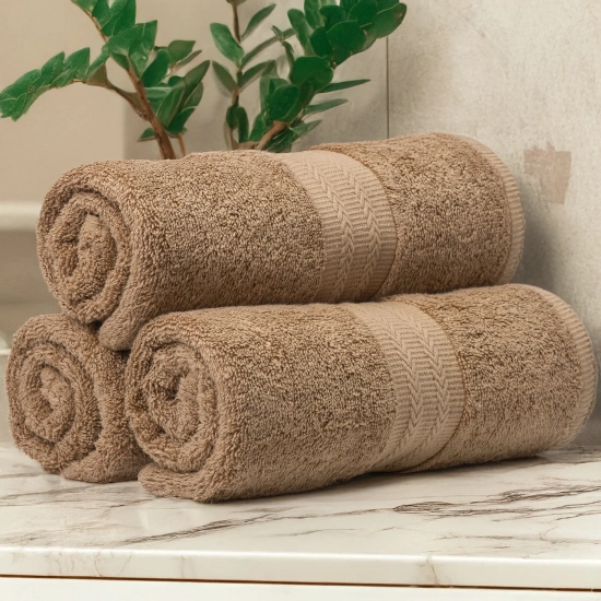 GRUBY RĘCZNIK KĄPIELOWY 70x140cm 550g/m2 PREMIUM CHŁONNY BEŻOWY