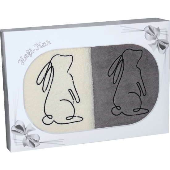 PREZENT WIELKANOCNY KOMPLET DWÓCH RĘCZNIKÓW 70x140 Z HAFTEM ZAJĄCZEK