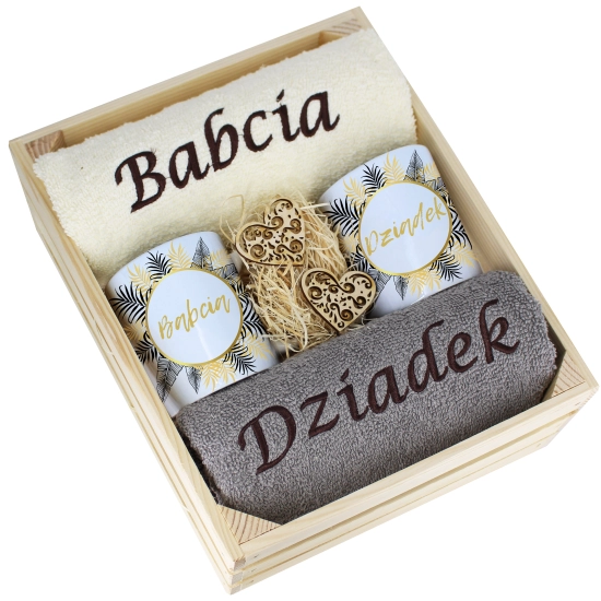 IDEALNY PREZENT - ZESTAW RĘCZNIKI + KUBKI BABCIA i DZIADEK