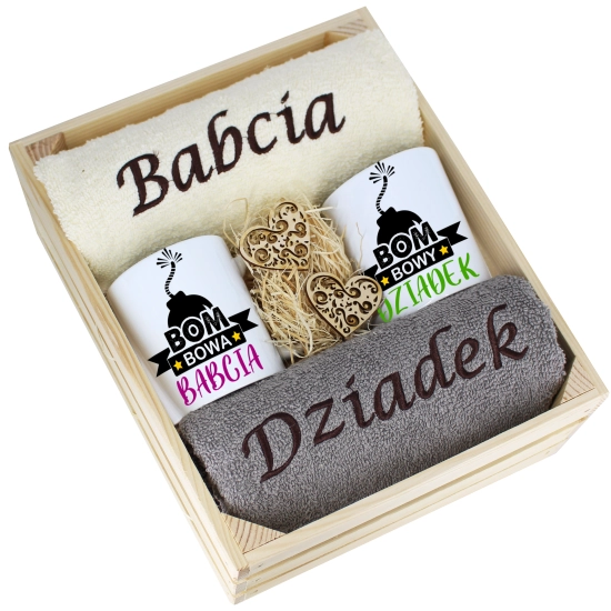 IDEALNY PREZENT - ZESTAW RĘCZNIKI + KUBKI BABCIA i DZIADEK