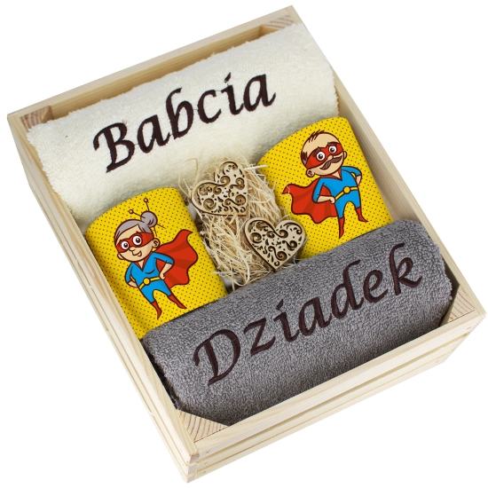 IDEALNY PREZENT - ZESTAW RĘCZNIKI + KUBKI BABCIA i DZIADEK