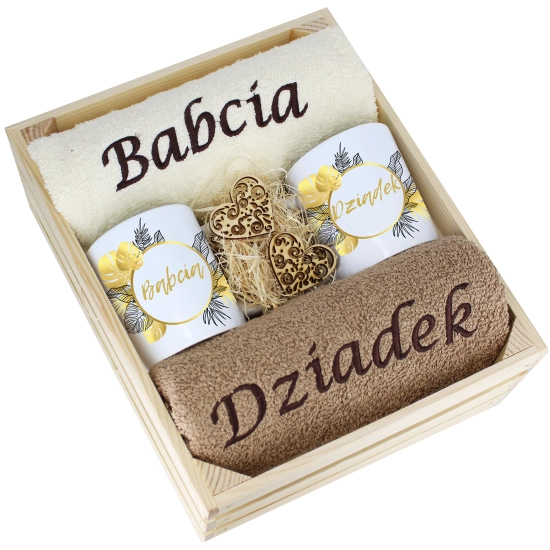 IDEALNY PREZENT - ZESTAW RĘCZNIKI + KUBKI BABCIA i DZIADEK
