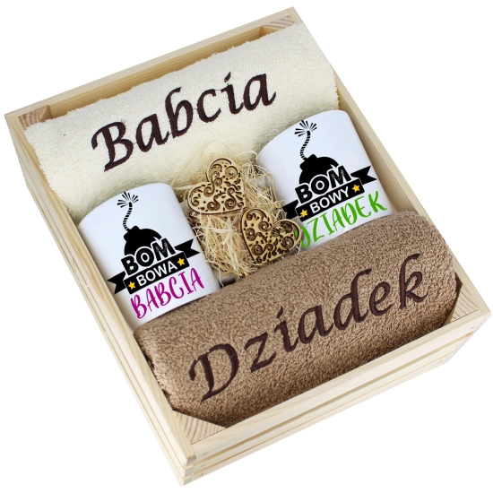 IDEALNY PREZENT - ZESTAW RĘCZNIKI + KUBKI BABCIA i DZIADEK