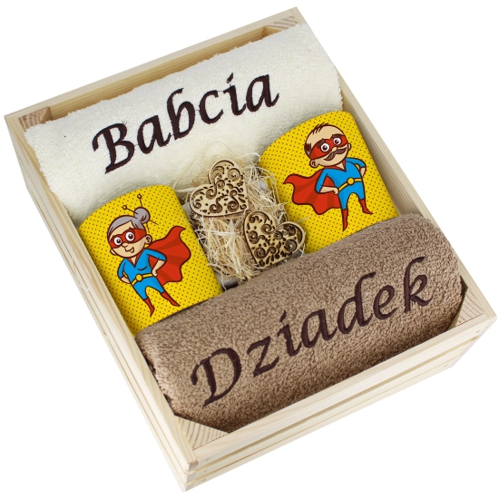 IDEALNY PREZENT - ZESTAW RĘCZNIKI + KUBKI BABCIA i DZIADEK