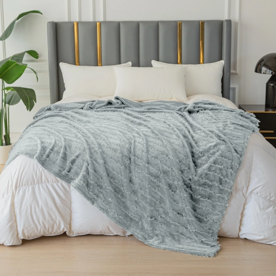 PLUSZOWY KOC NA ŁÓŻKO FOTEL Z MIKROFIBRY 160X200 NARZUTA JASNY SZARY