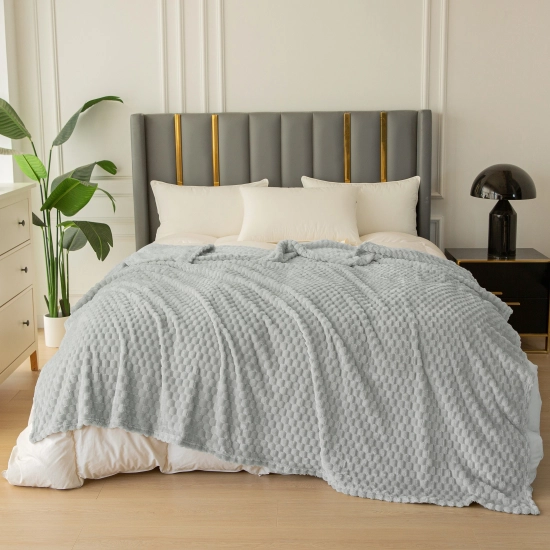 JASNO SZARY KOC 200x220 NARZUTA NA ŁÓŻKO Z MIKROFIBRY MIĘKKI CUBETTO KAPA