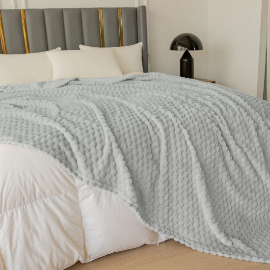 JASNO SZARY KOC 200x220 NARZUTA NA ŁÓŻKO Z MIKROFIBRY MIĘKKI CUBETTO KAPA