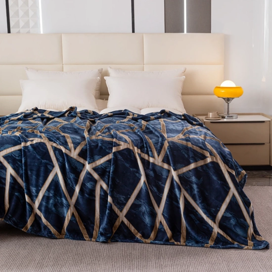 Duży dekoracyjny koc z mikrofibry 200x220 cm – idealny na łóżko małżeńskie