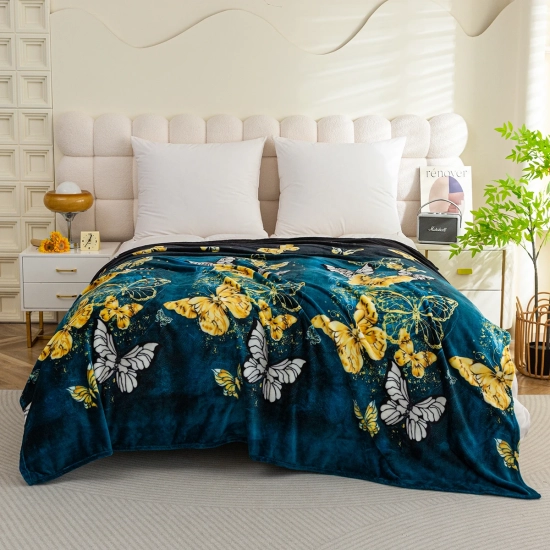 Miękki koc z mikrofibry w rozmiarze 160x200 cm – stylowy dodatek do salonu i sypialni