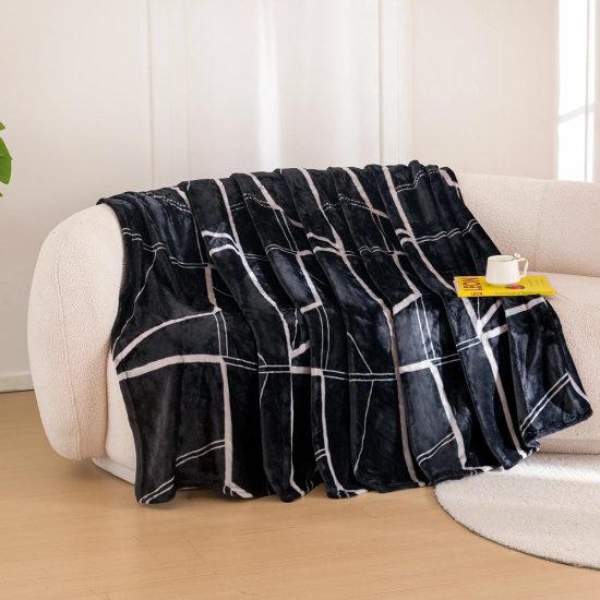 Duży dekoracyjny koc z mikrofibry 200x220 cm – idealny na łóżko małżeńskie