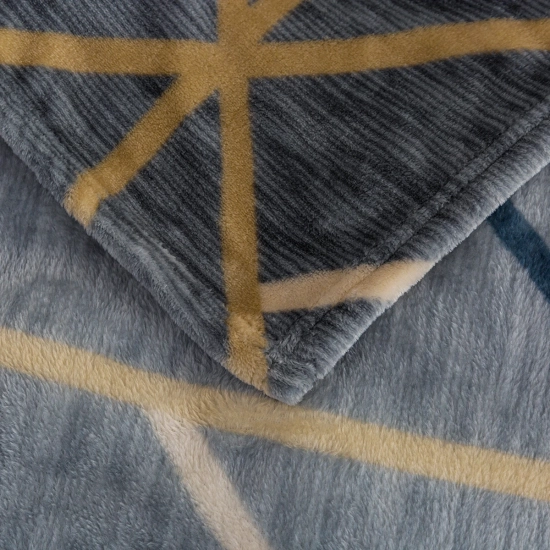 Duży dekoracyjny koc z mikrofibry 200x220 cm – idealny na łóżko małżeńskie