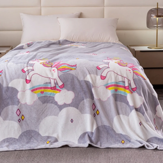 Koc z mikrofibry 160x200 cm we wzory – miękki i ciepły, idealny na kanapę lub łóżko