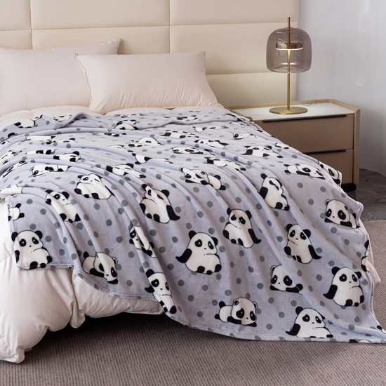 Koc z mikrofibry 160x200 cm we wzory – miękki i ciepły, idealny na kanapę lub łóżko