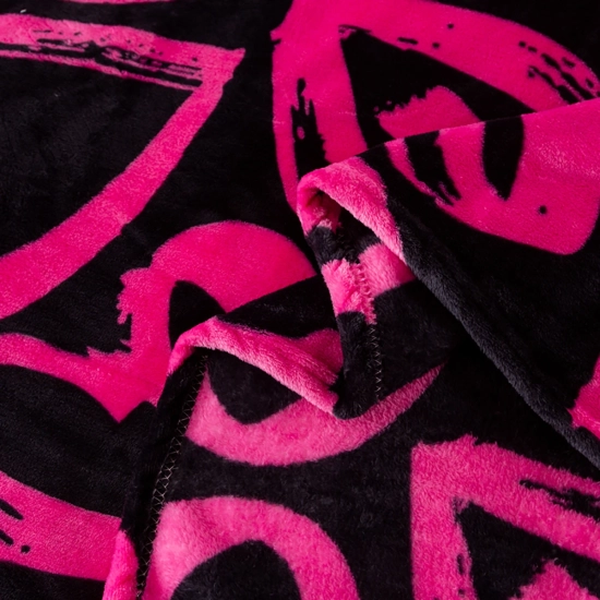 Duży dekoracyjny koc z mikrofibry 200x220 cm – idealny na łóżko małżeńskie