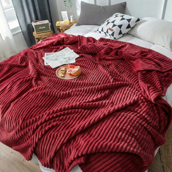 KOC TŁOCZONY 200x220 Z MIKROFIBRY MIĘKKI LUKSUSOWY NARZUTA BORDO