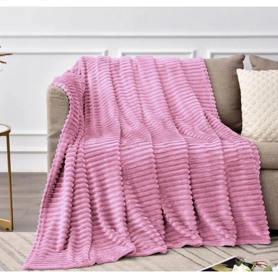 KOC TŁOCZONY 200x220 Z MIKROFIBRY MIĘKKI LUKSUSOWY NARZUTA WRZOS