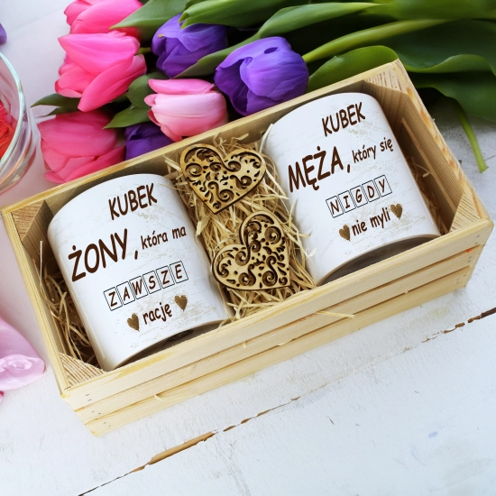 PREZENT ŚLUBNY ZESTAW KUBKI ŻONA i MĄŻ W SKRZYNCE