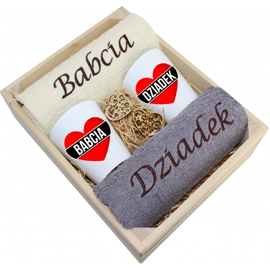 ZESTAW RĘCZNIKI KUBKI LATTE BABCIA DZIADEK PREZENT