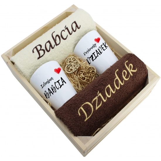 ZESTAW RĘCZNIKI KUBKI LATTE BABCIA DZIADEK PREZENT