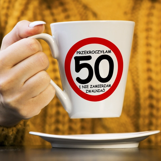 KUBEK LATTE PREZENT URODZINY 50 PIĘĆDZIESIĄTKĘ ZNAK