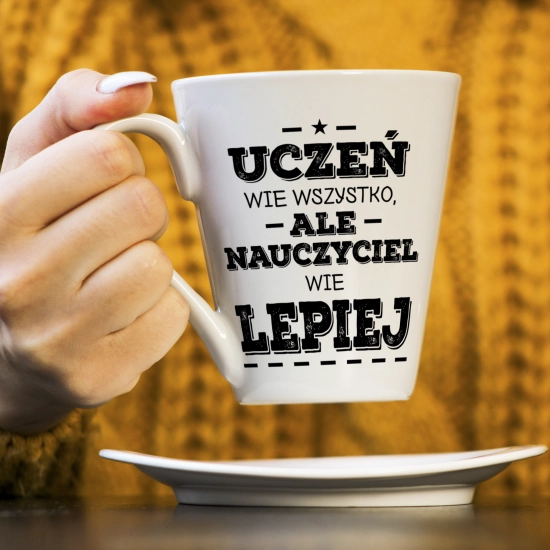 PREZENT DZIEŃ NAUCZYCIELA WYCHOWAWCY KUBEK RĘCZNIK