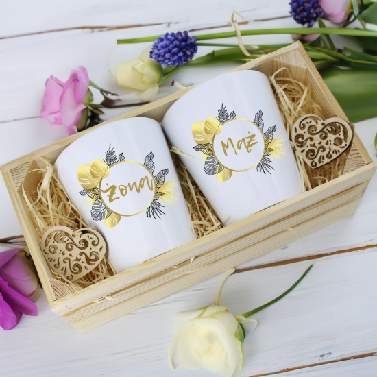 PREZENT ŚLUBNY ZESTAW KUBKÓW LATTE ŻONA i MĄŻ W SKRZYNCE KOMPLET KUBKI