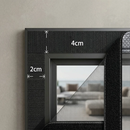 Zbliżenie na bezinwazyjny montaż moskitiery magnetycznej pokazujące szeroki rzep 4 cm na górze i 2 cm na bocznej ramie