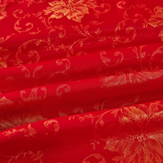 Dekoracyjny obrus świąteczny w srebrne wzory na czerwonym tle