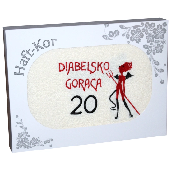 RĘCZNIK 70x140 Z HAFTEM NA PREZENT 20 URODZINY DIABELSKO GORĄCA DWUDZIESTKA