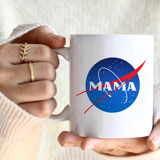 KOMPLET DLA MAMY RĘCZNIK Z HAFTEM + KUBEK 330ml NA PREZENT DZIEŃ MATKI MAMA