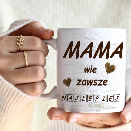 KOMPLET DLA MAMY RĘCZNIK Z HAFTEM + KUBEK 330ml NA PREZENT DZIEŃ MATKI MAMA