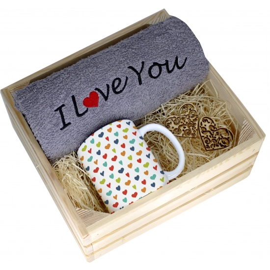 KOMPLET PREZENT KUBEK RĘCZNIK SKRZYNKA WALENTYNKI