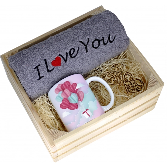 KOMPLET PREZENT KUBEK RĘCZNIK SKRZYNKA WALENTYNKI