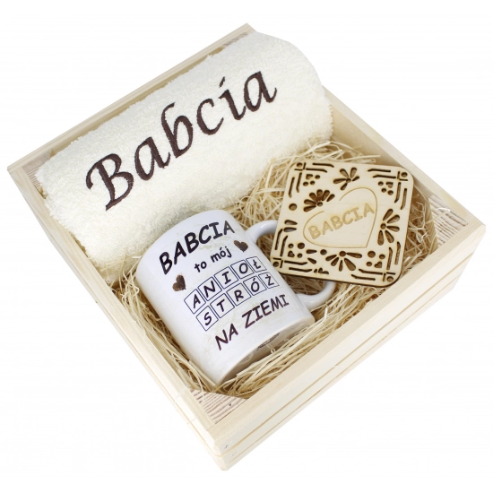 SUPER PREZENT DLA BABCI RĘCZNIK + KUBEK SKRZYNKA