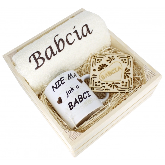 SUPER PREZENT DLA BABCI RĘCZNIK + KUBEK SKRZYNKA