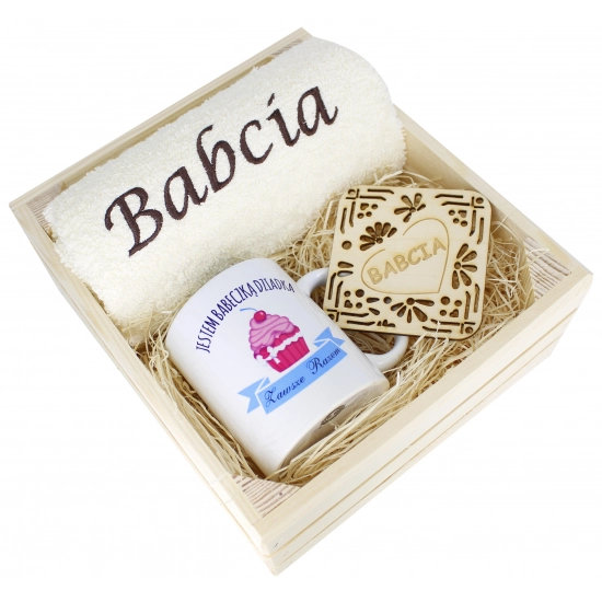 SUPER PREZENT DLA BABCI RĘCZNIK + KUBEK SKRZYNKA