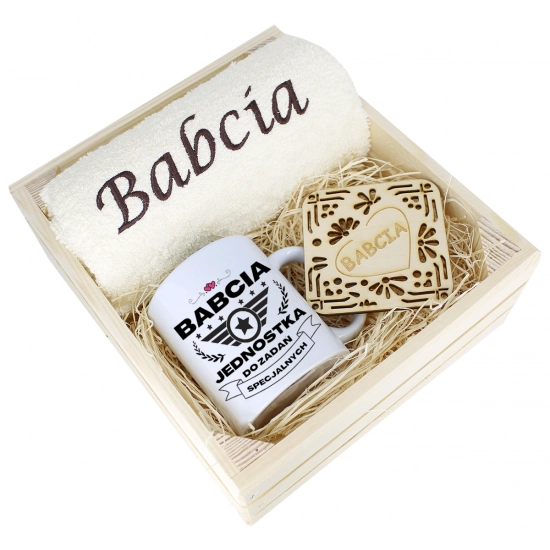SUPER PREZENT DLA BABCI RĘCZNIK + KUBEK SKRZYNKA