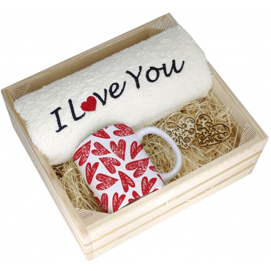KOMPLET PREZENT KUBEK RĘCZNIK SKRZYNKA WALENTYNKI