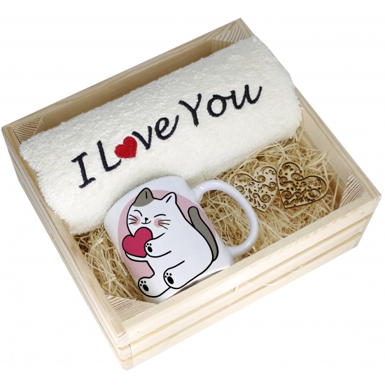 KOMPLET PREZENT KUBEK RĘCZNIK SKRZYNKA WALENTYNKI