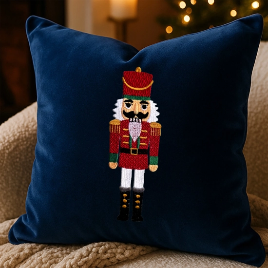 elegancka poszewka bożonarodzeniowa z haftem