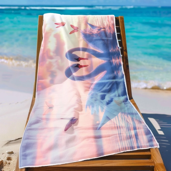 Lekki ręcznik na basen z romantycznym krajobrazem i łabędziami rozłożony na leżaku - TwójDomNa5.pl