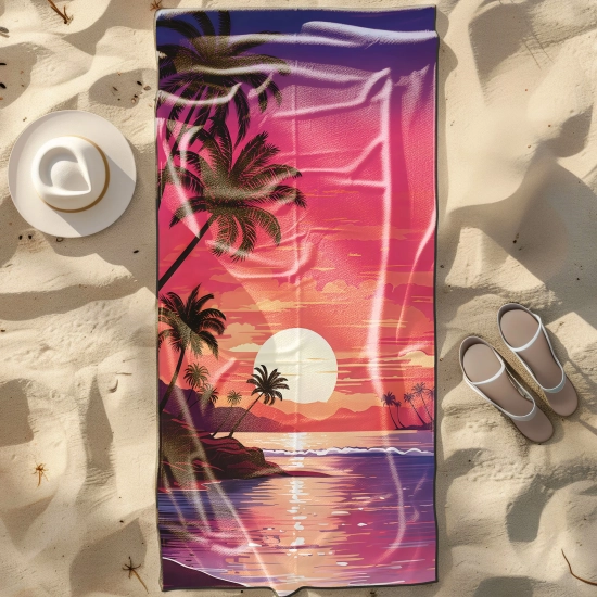 Duży ręcznik plażowy XXL z mikrofibry w stylu synthwave z palmami, rozłożony na piasku obok białego kapelusza - TwójDomN
